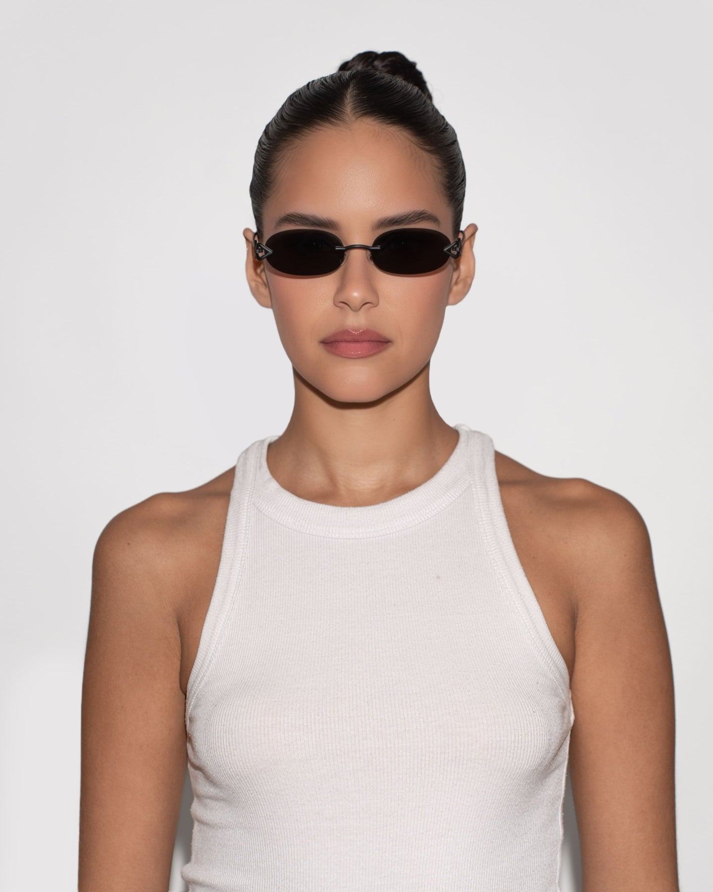 Best Sunglasses for Women – Cleo Black, Available Online in USA, UK, Canada & UAE